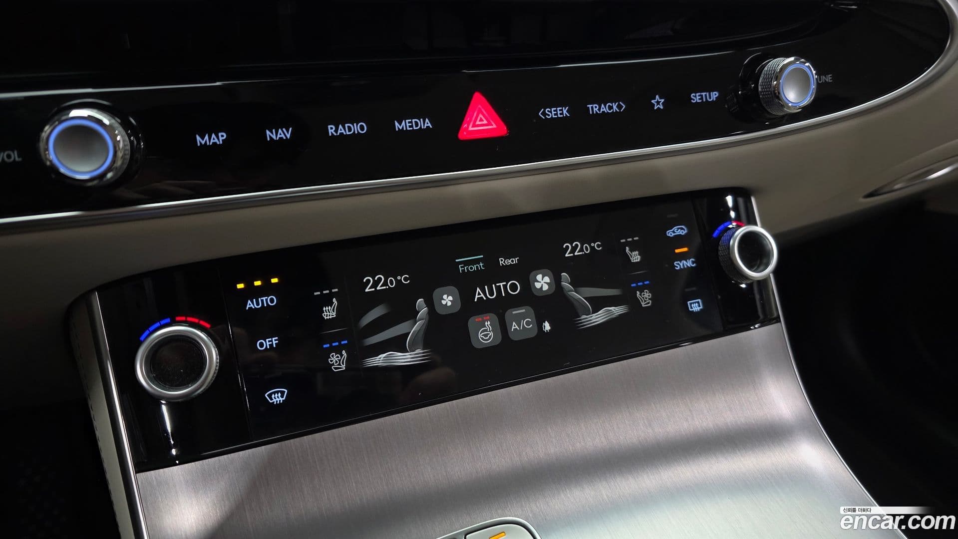 Main__Slider__Photo:GV70 Genesis 2024.5-17