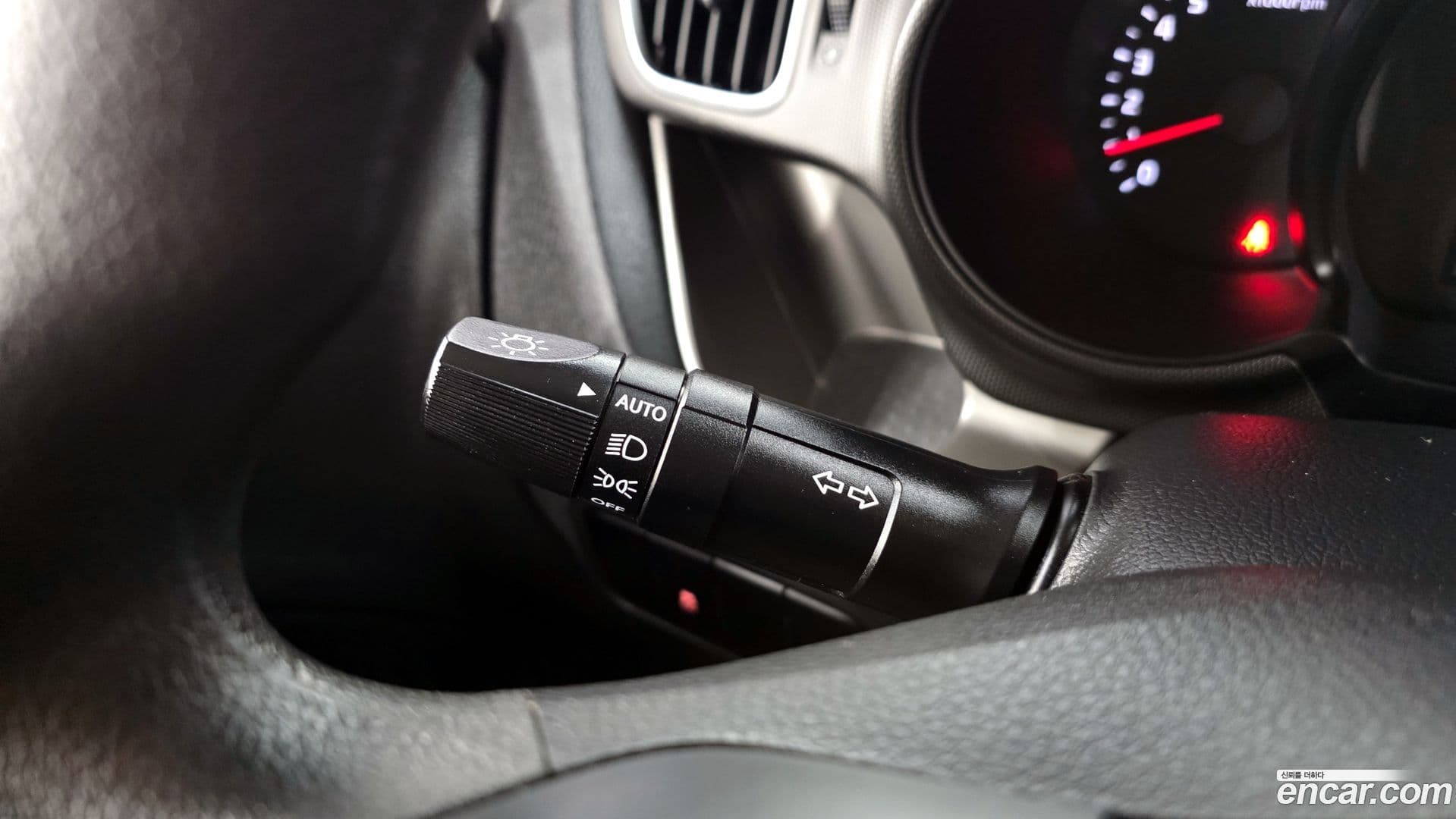 Main__Slider__Photo:RAY Kia 2022.2-17