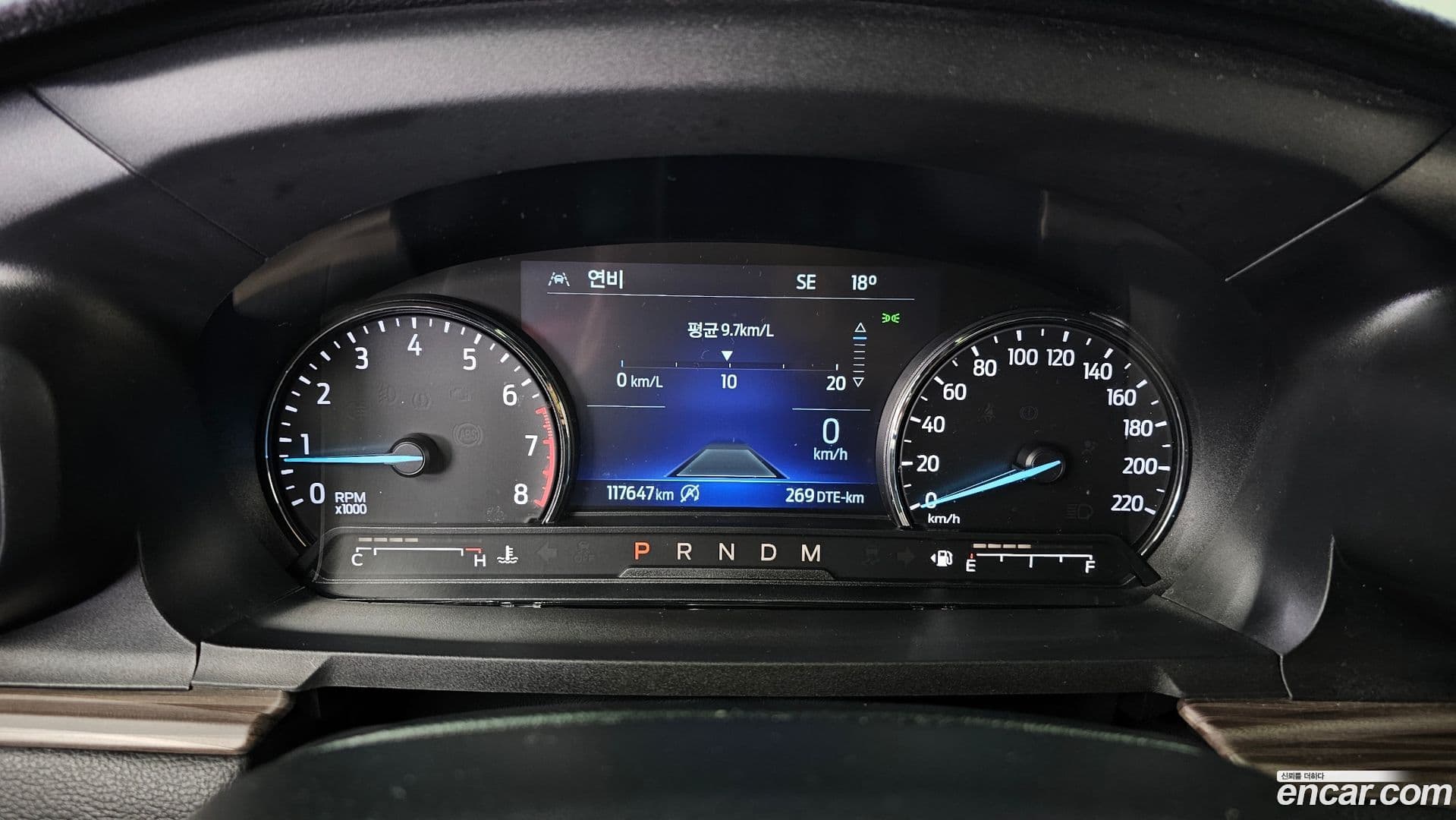 Main__Slider__Photo:Explorer Ford 2020.4-7