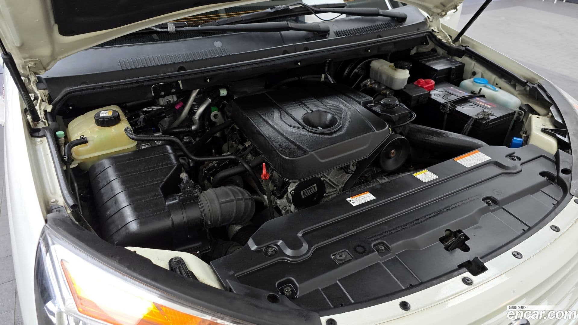 Main__Slider__Photo:KORANDO KG_Mobility_Ssangyong 2015.9-5