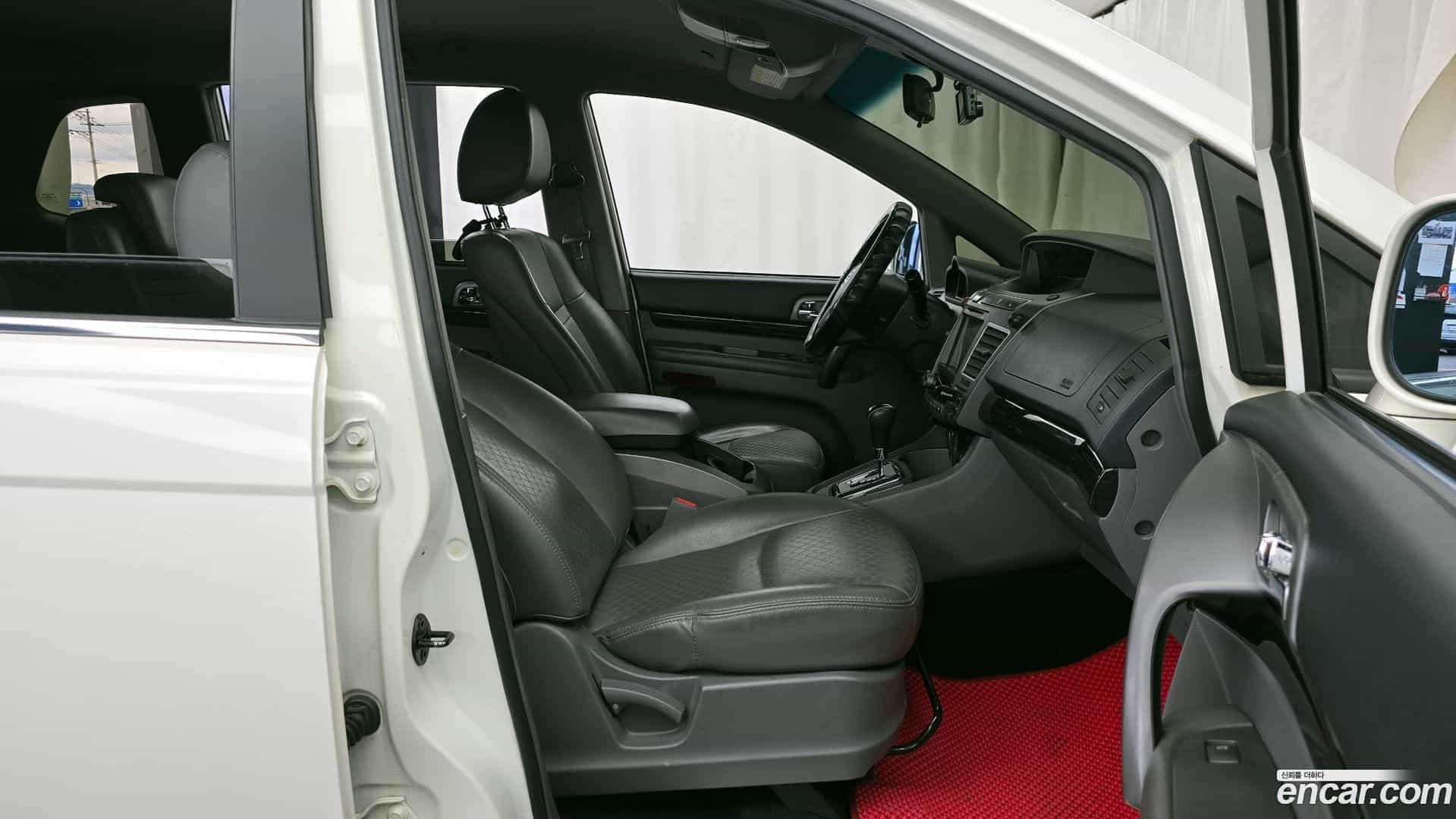 KORANDO KG_Mobility_Ssangyong 2015.9-OPTION-015