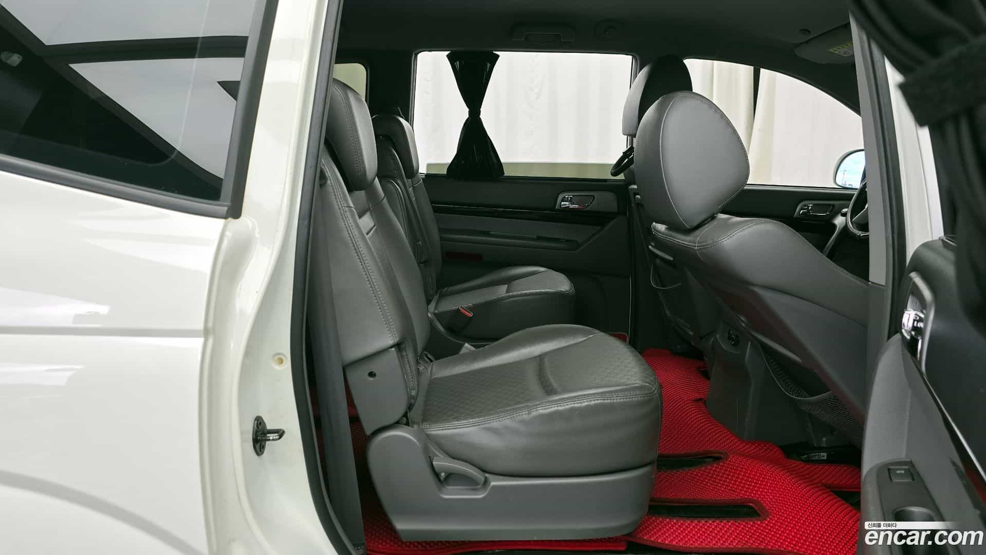 KORANDO KG_Mobility_Ssangyong 2015.9-OPTION-016