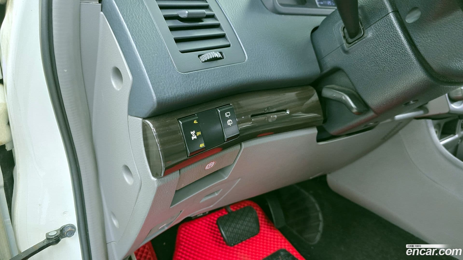 Main__Slider__Photo:KORANDO KG_Mobility_Ssangyong 2015.9-15