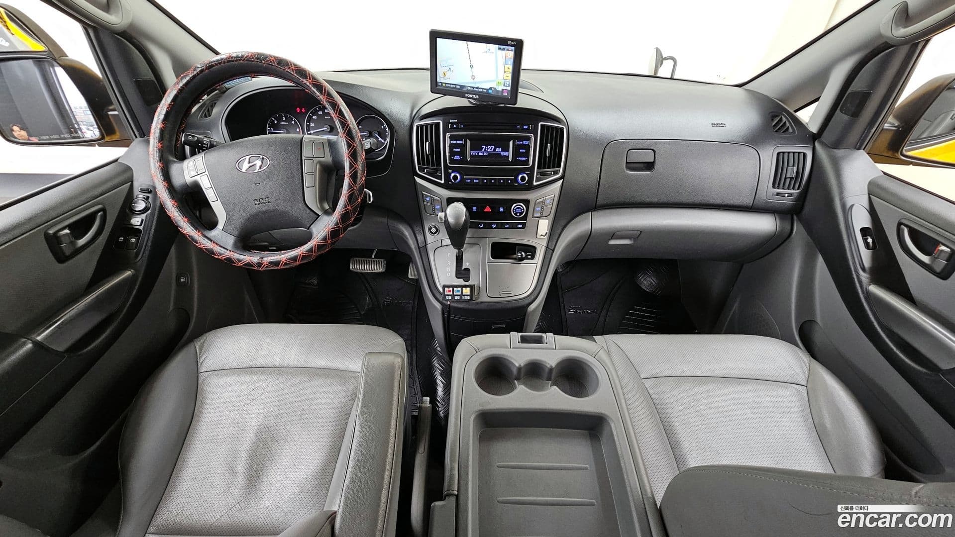 Main__Slider__Photo:Starex Hyundai 2017.4-6