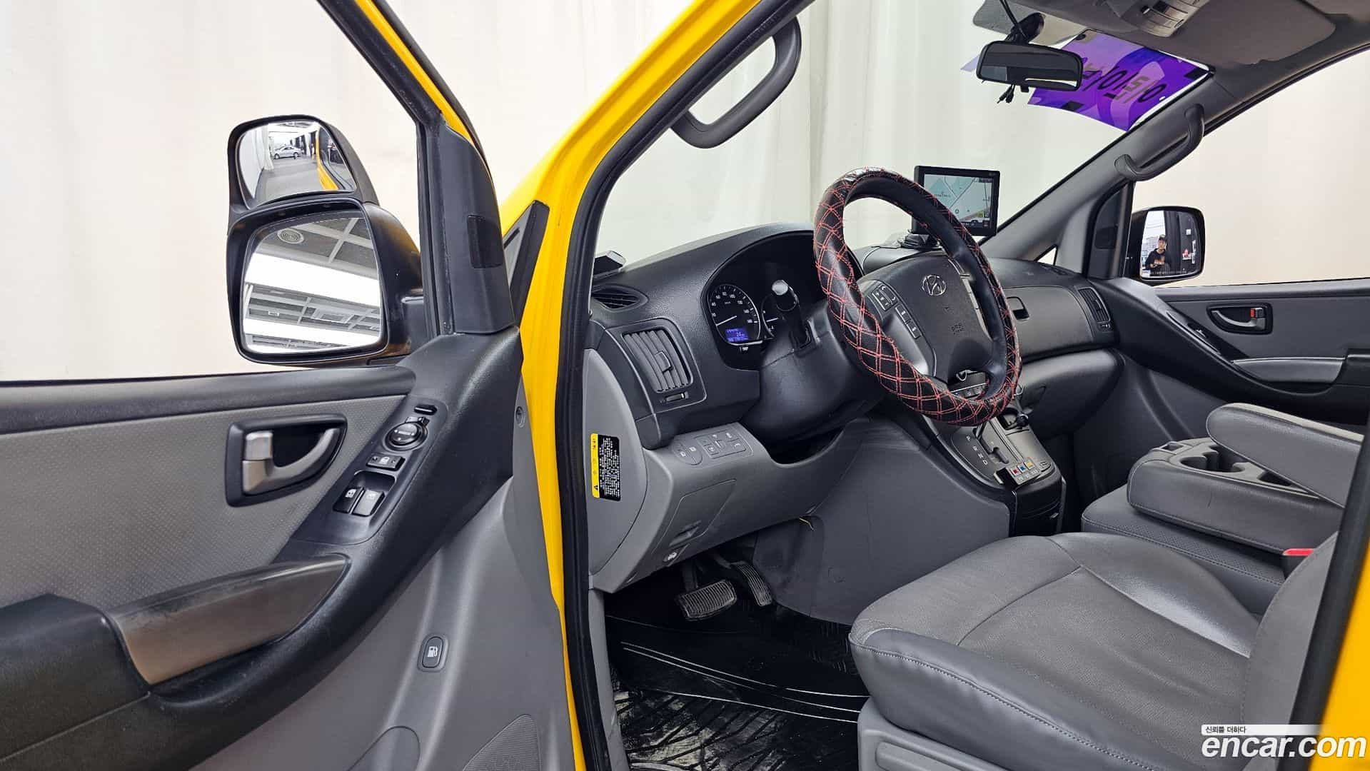 Starex Hyundai 2017.4-INNER-010