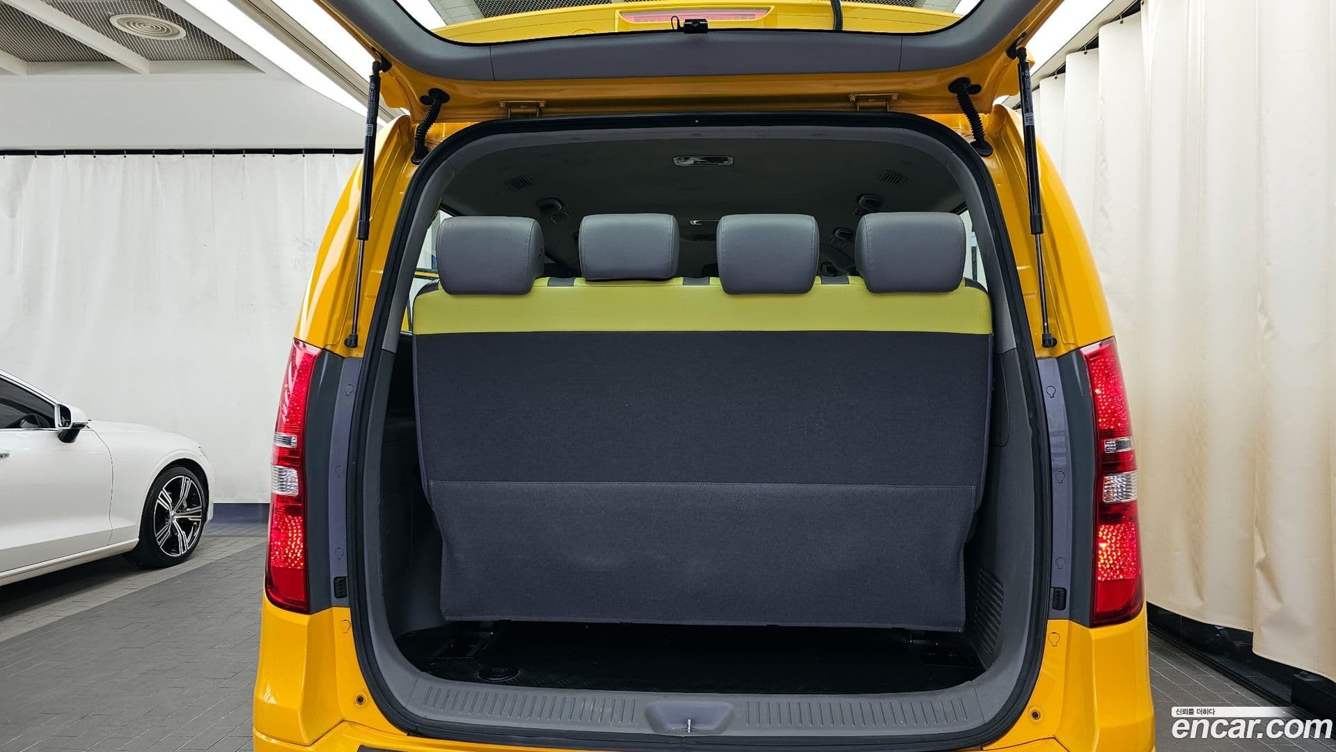 Main__Slider__Photo:Starex Hyundai 2017.4-19