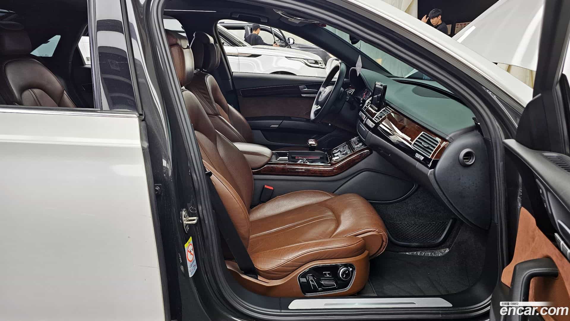 A8 Audi 2012.2-OPTION-015