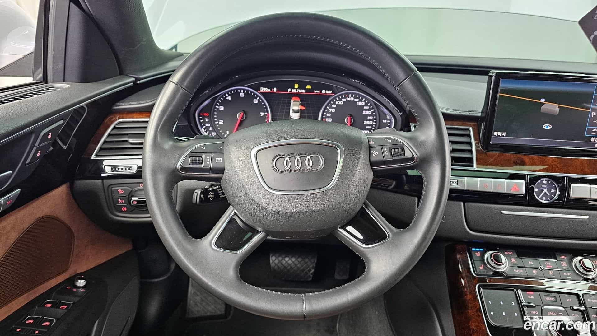 A8 Audi 2012.2-OPTION-017