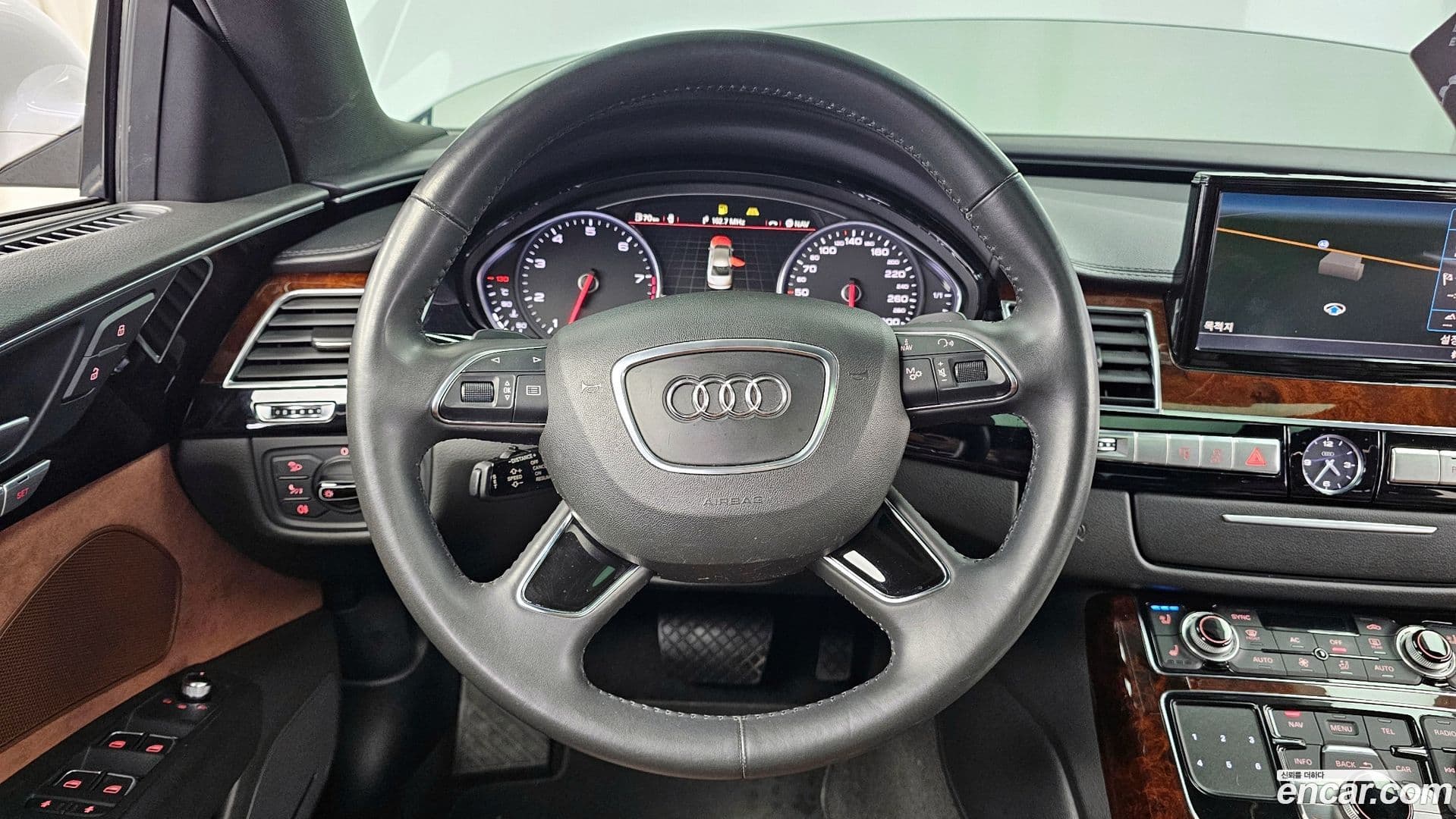 Main__Slider__Photo:A8 Audi 2012.2-12
