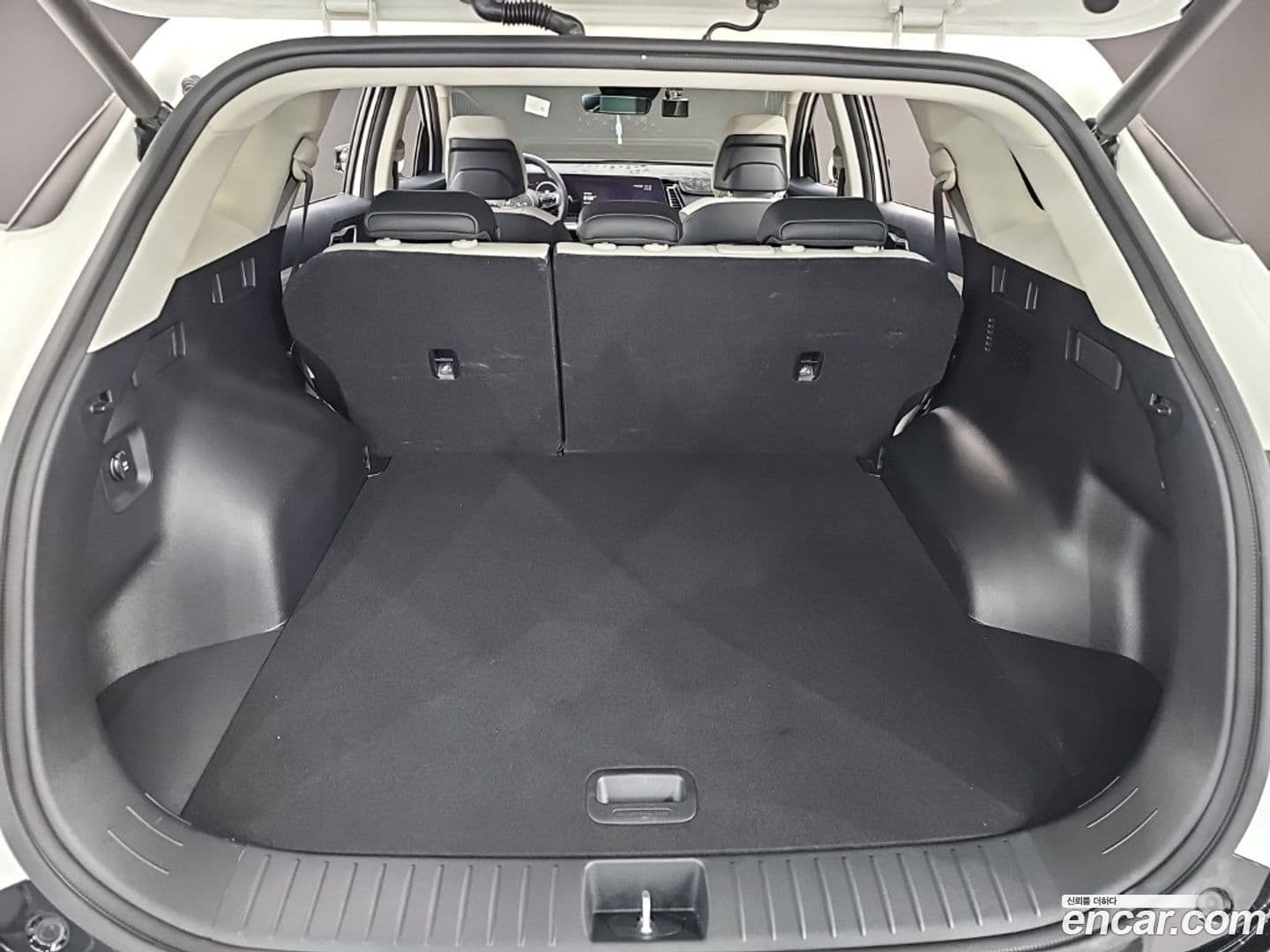 Main__Slider__Photo:Sportage Kia 2023.3-18