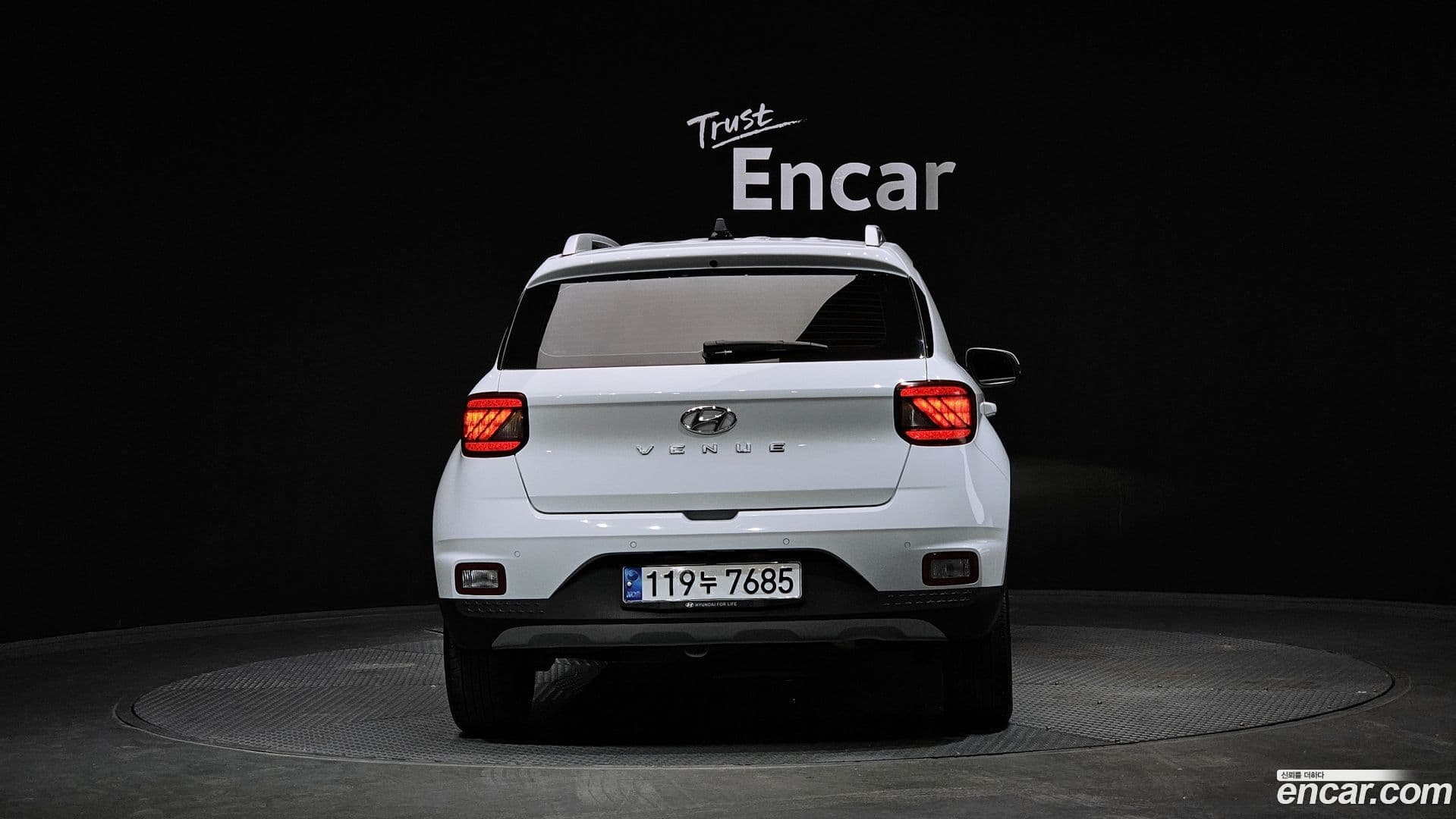 Main__Slider__Photo:Venue Hyundai 2021.4-3