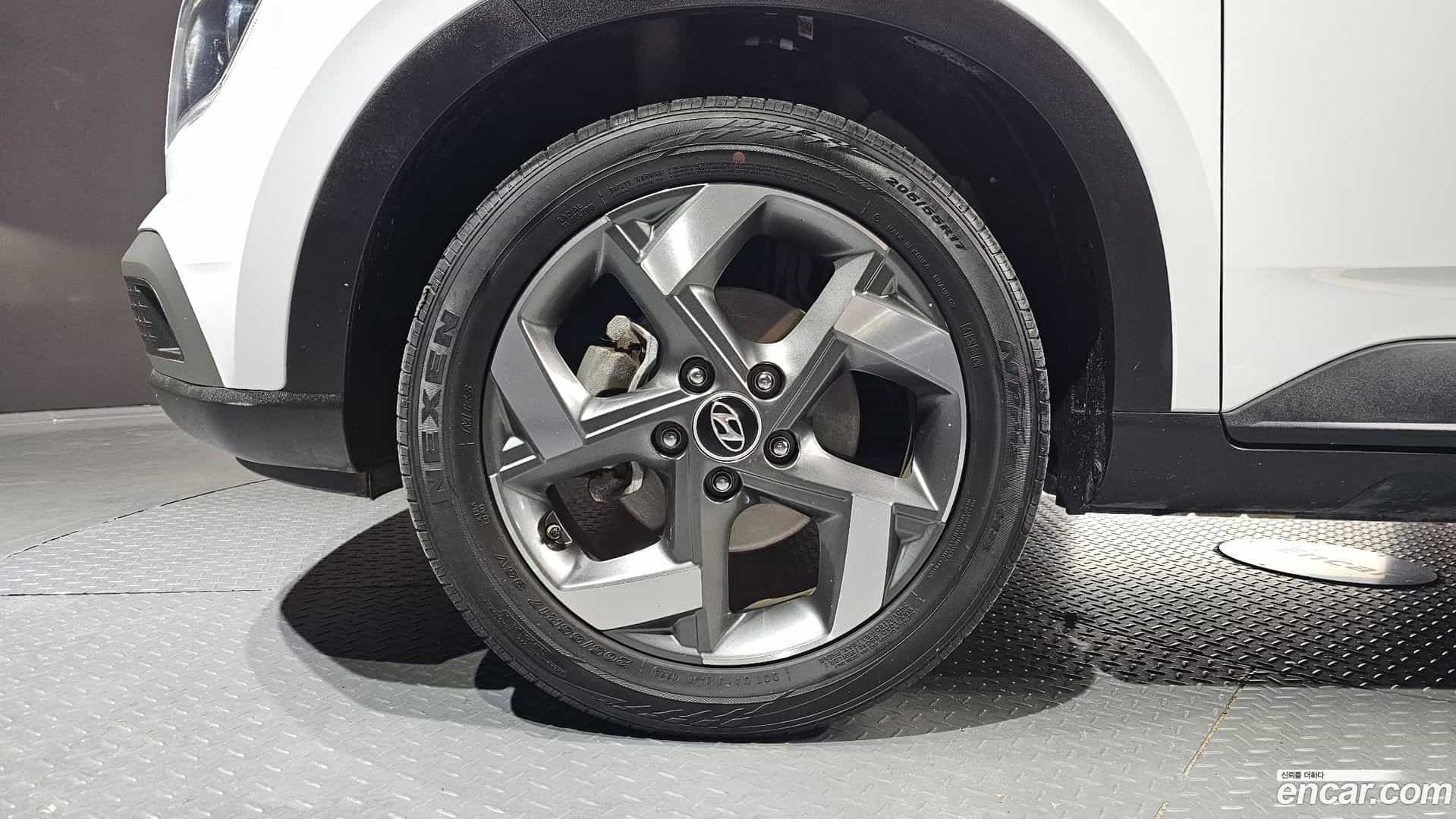 Venue Hyundai 2021.4-OUTER-005