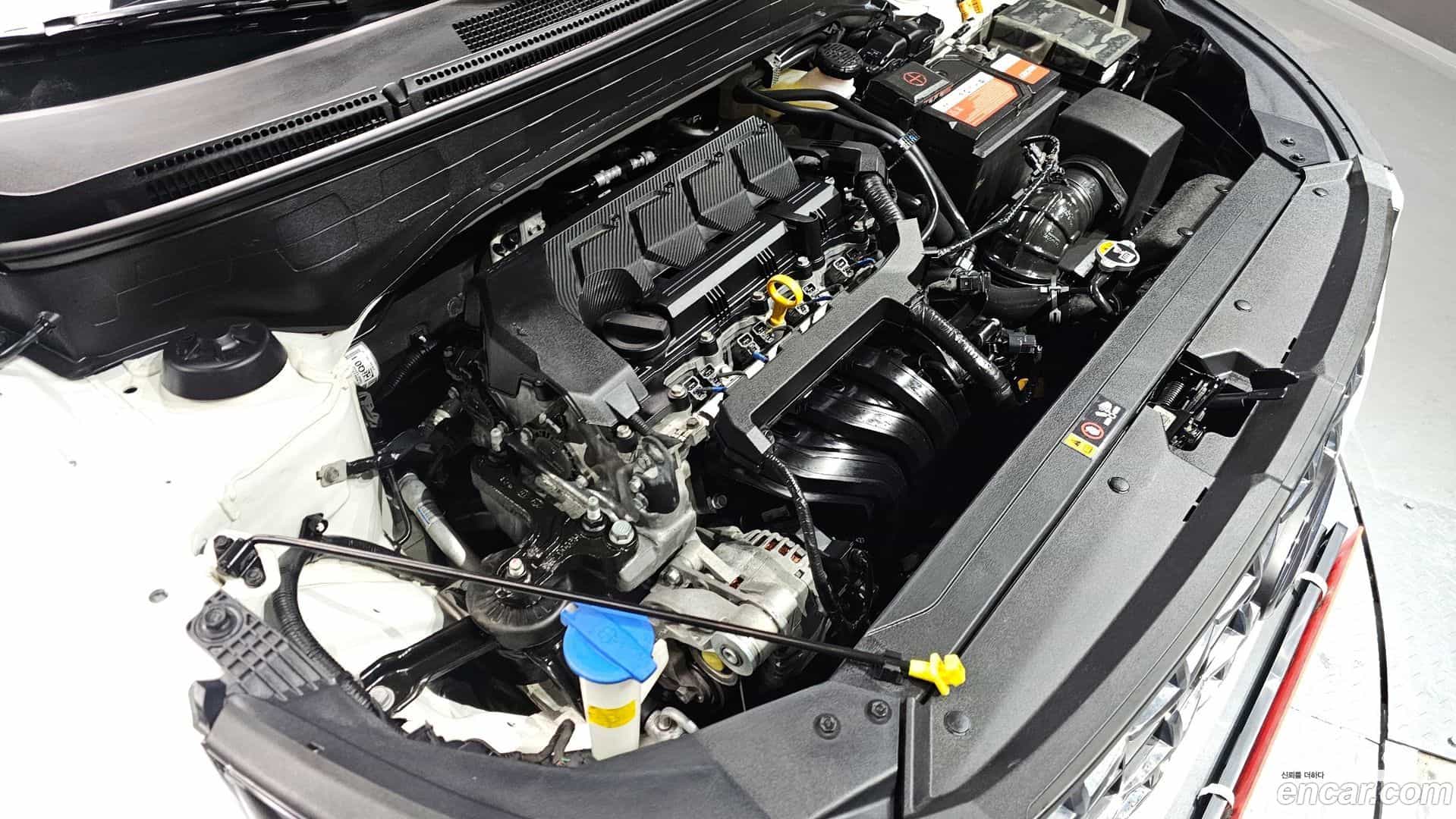 Venue Hyundai 2021.4-OUTER-006