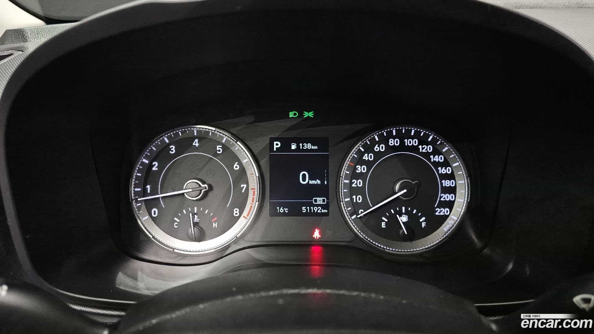 Venue Hyundai 2021.4-INNER-008