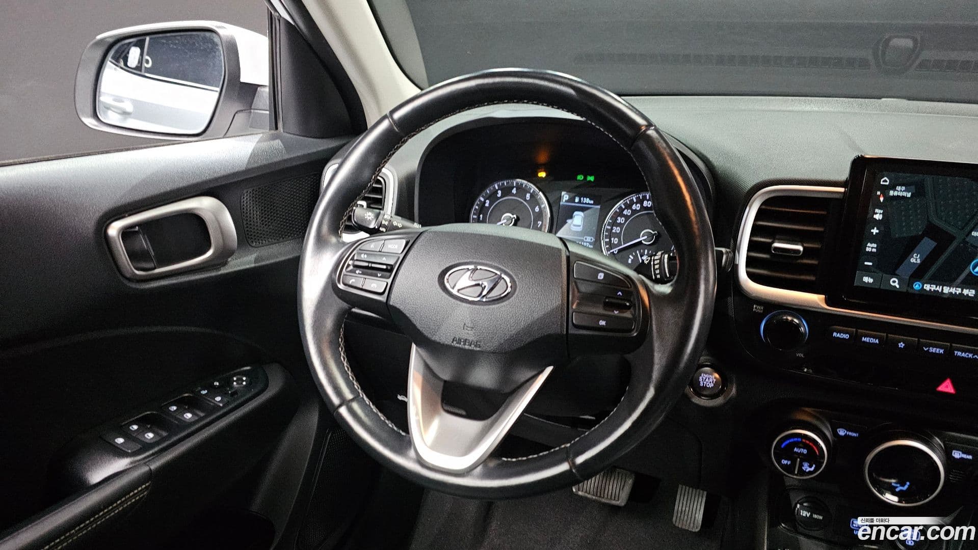 Main__Slider__Photo:Venue Hyundai 2021.4-12