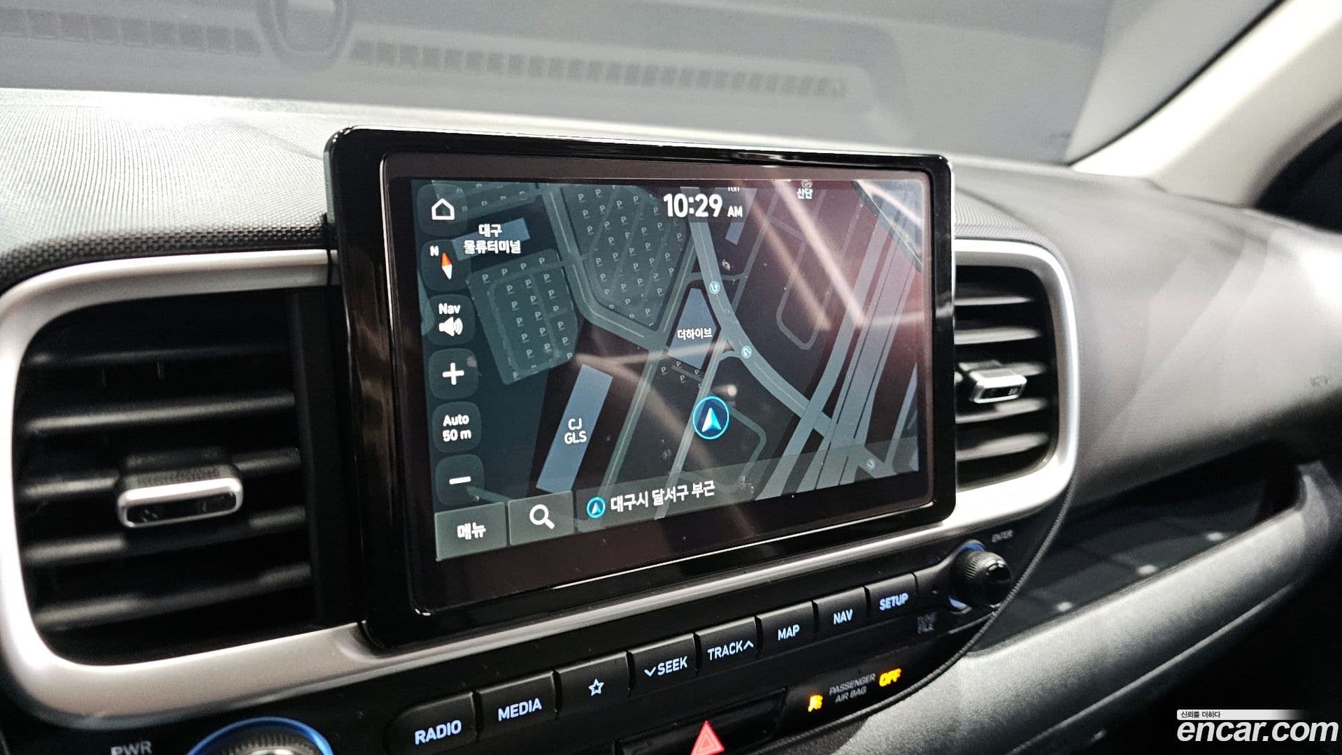 Main__Slider__Photo:Venue Hyundai 2021.4-13