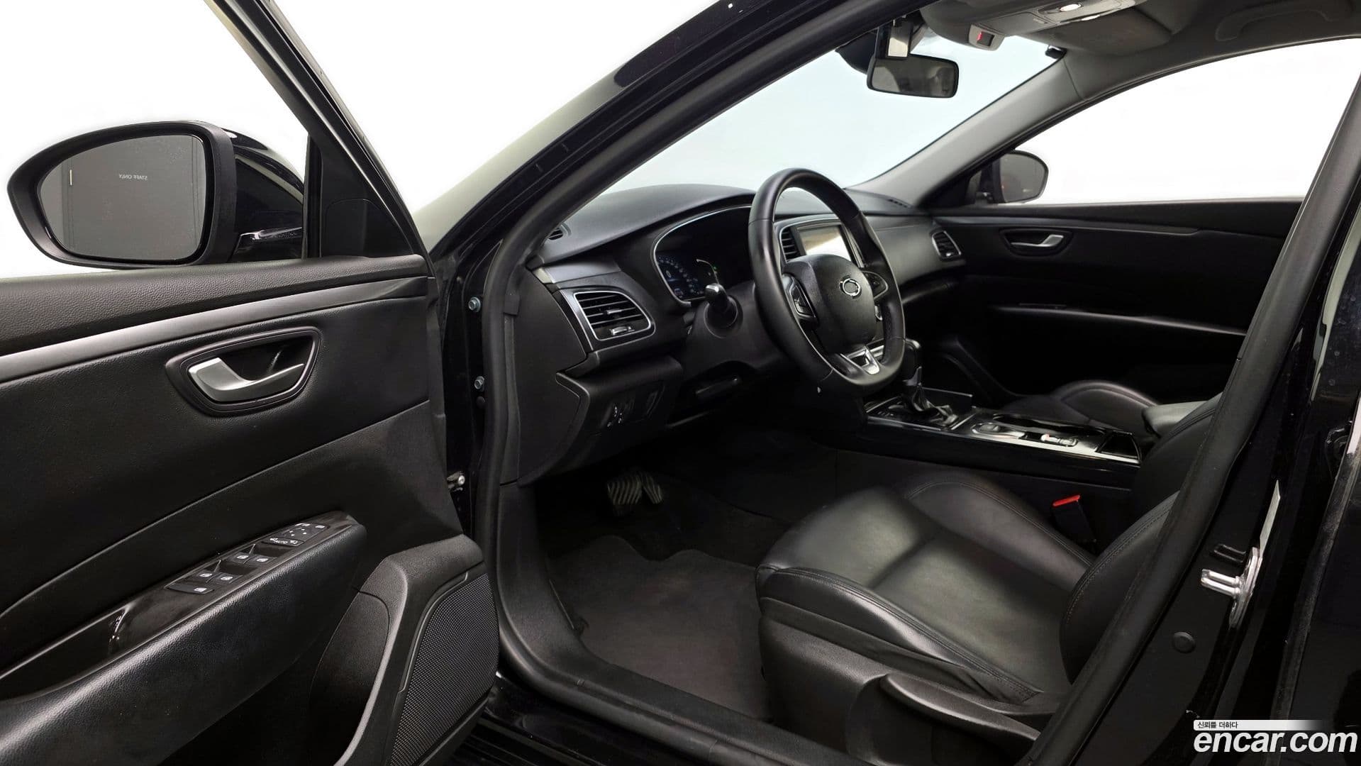 Main__Slider__Photo:SM6 Renault-KoreaSamsung 2021.0-9