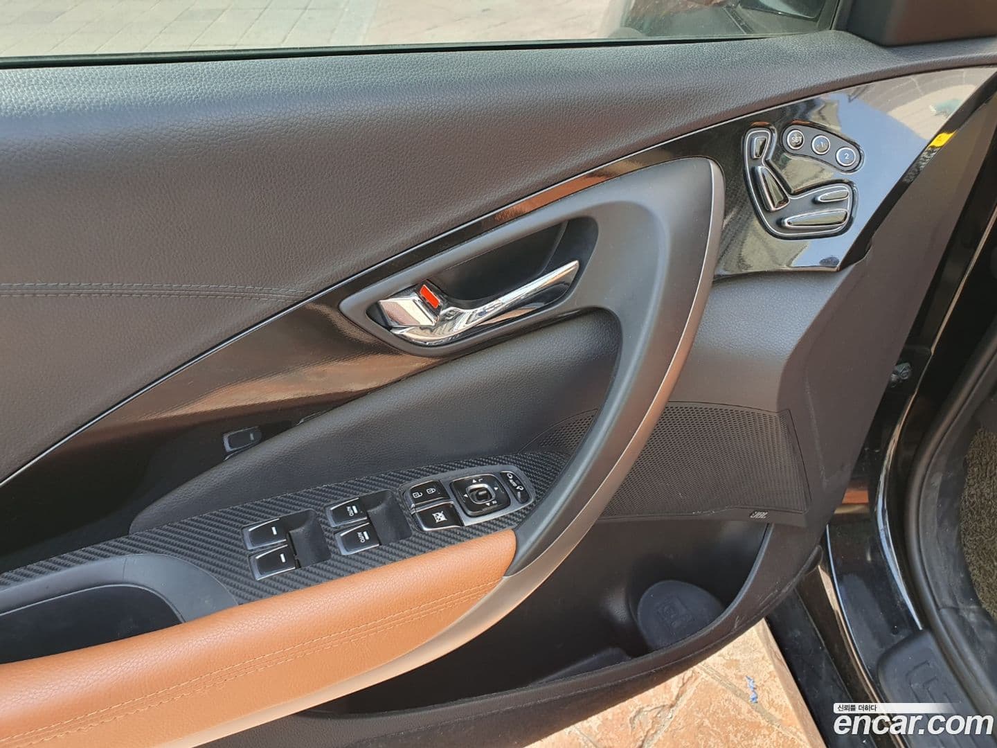 Main__Slider__Photo:Grandeur Hyundai 2015.9-13