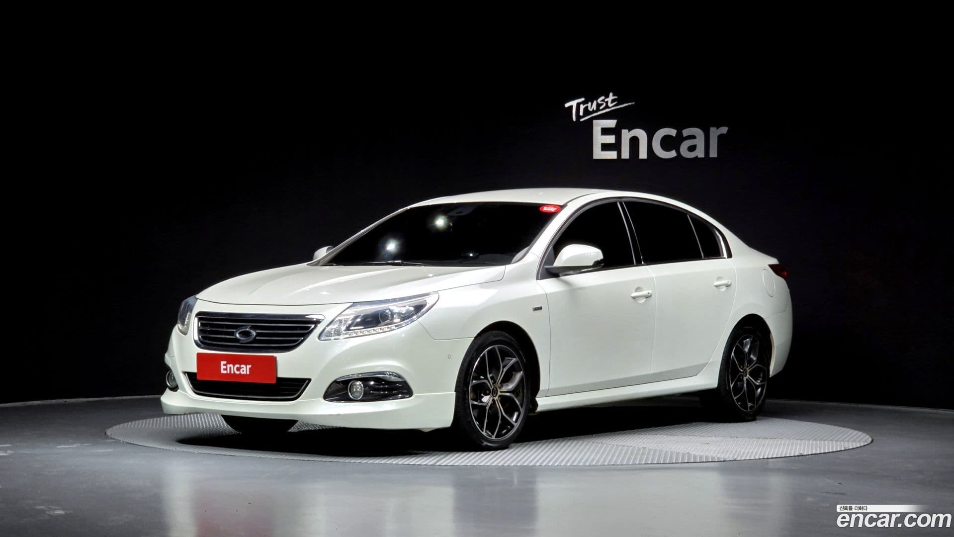 Main__Slider__Photo:SM5 Renault-KoreaSamsung 2014.3-0