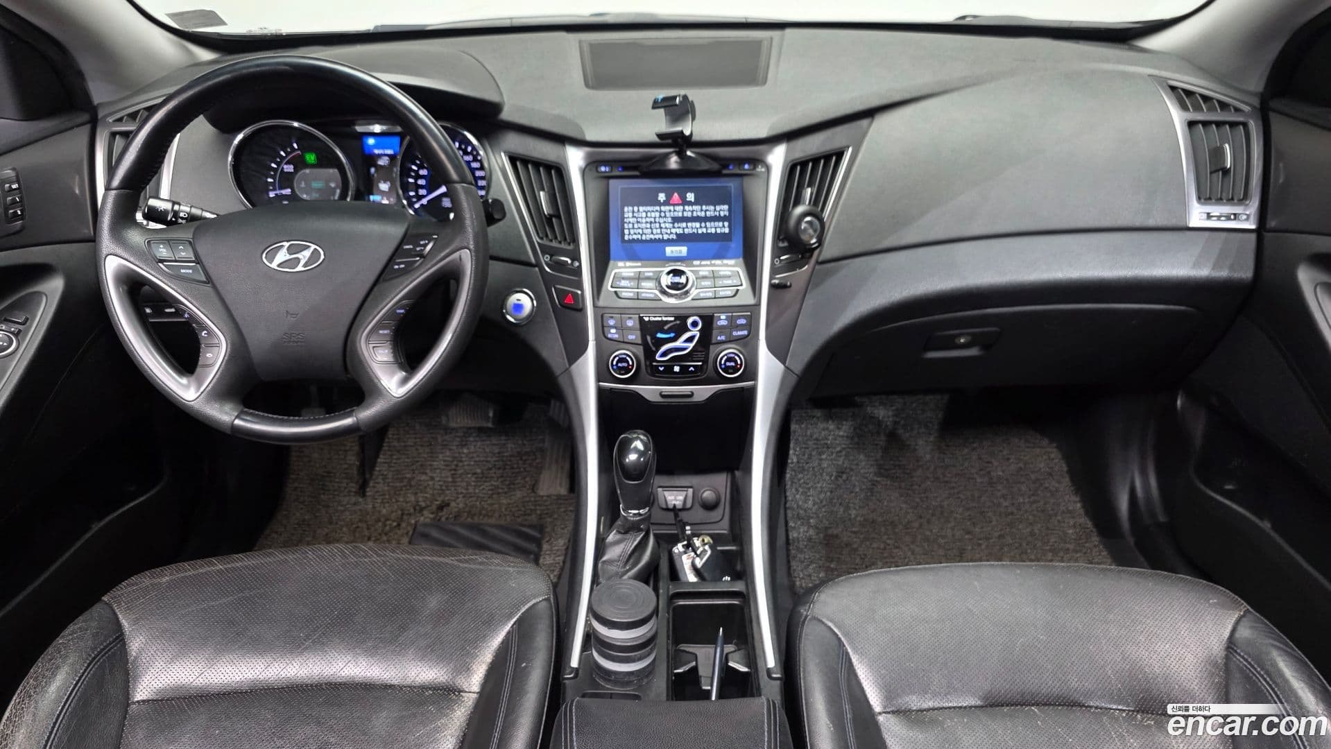 Main__Slider__Photo:Sonata Hyundai 2012.5-6