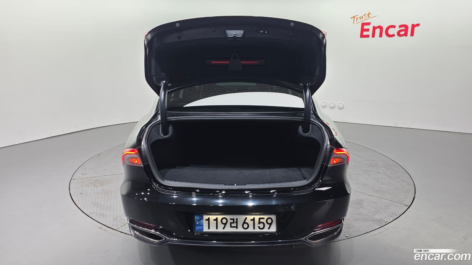 Main__Slider__Photo:Grandeur Hyundai 2022.4-19