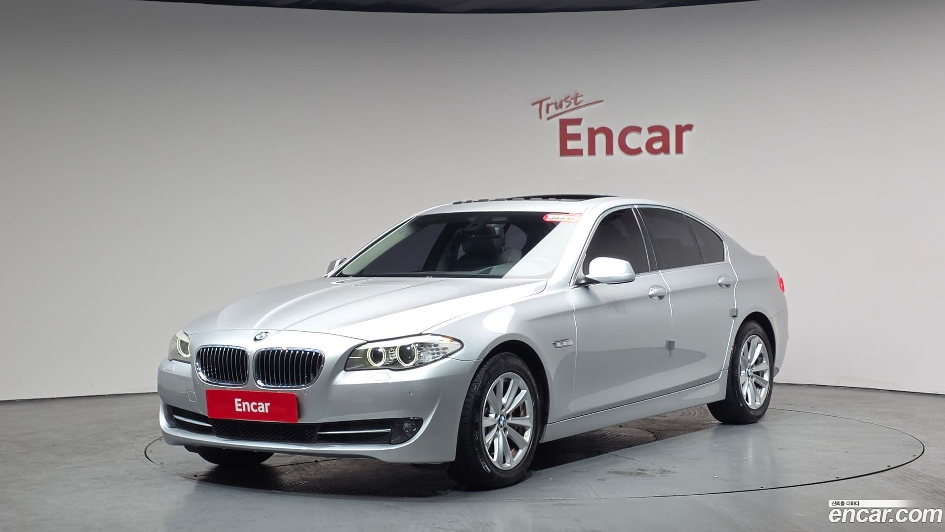 Main__Slider__Photo:5-Series BMW 2010.3-10