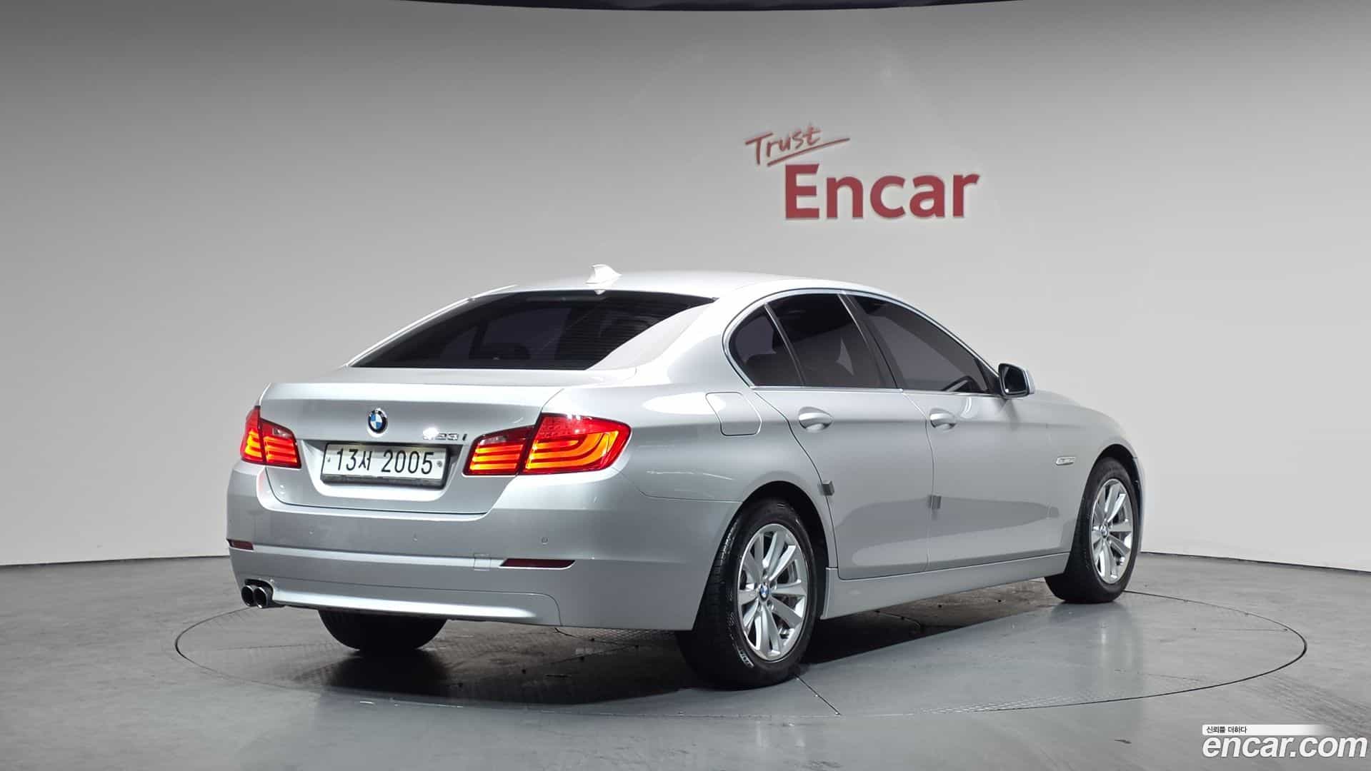 5-Series BMW 2010.3-OUTER-002