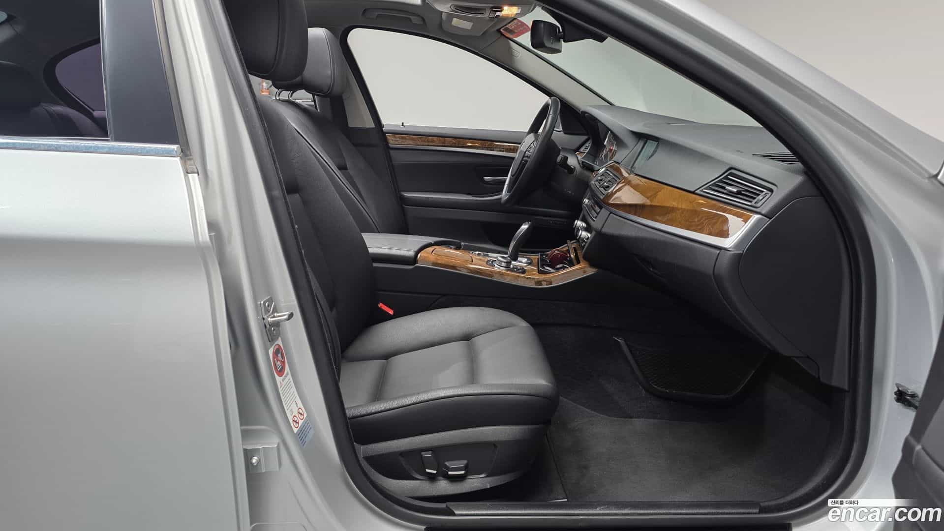 5-Series BMW 2010.3-OPTION-016