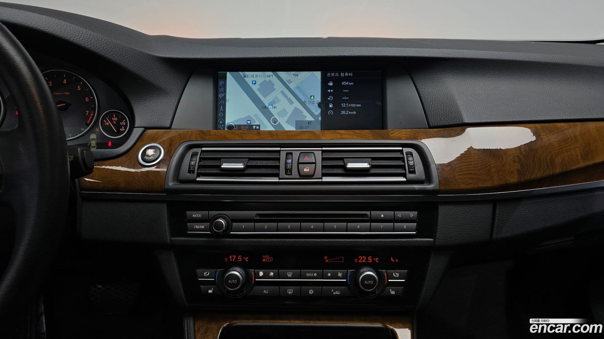 Main__Slider__Photo:5-Series BMW 2010.3-14