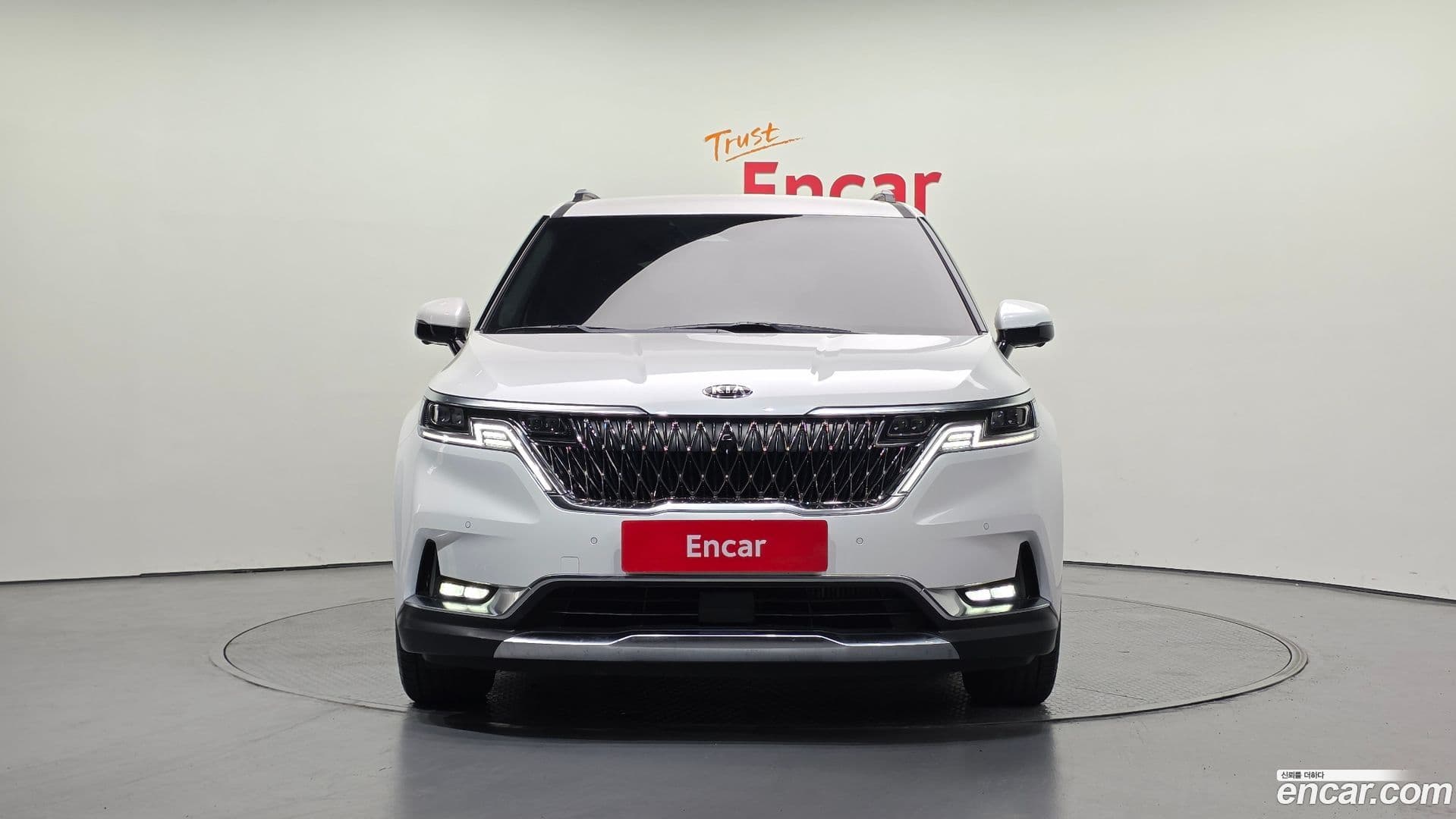 Main__Slider__Photo:Canival Kia 2021.1-2