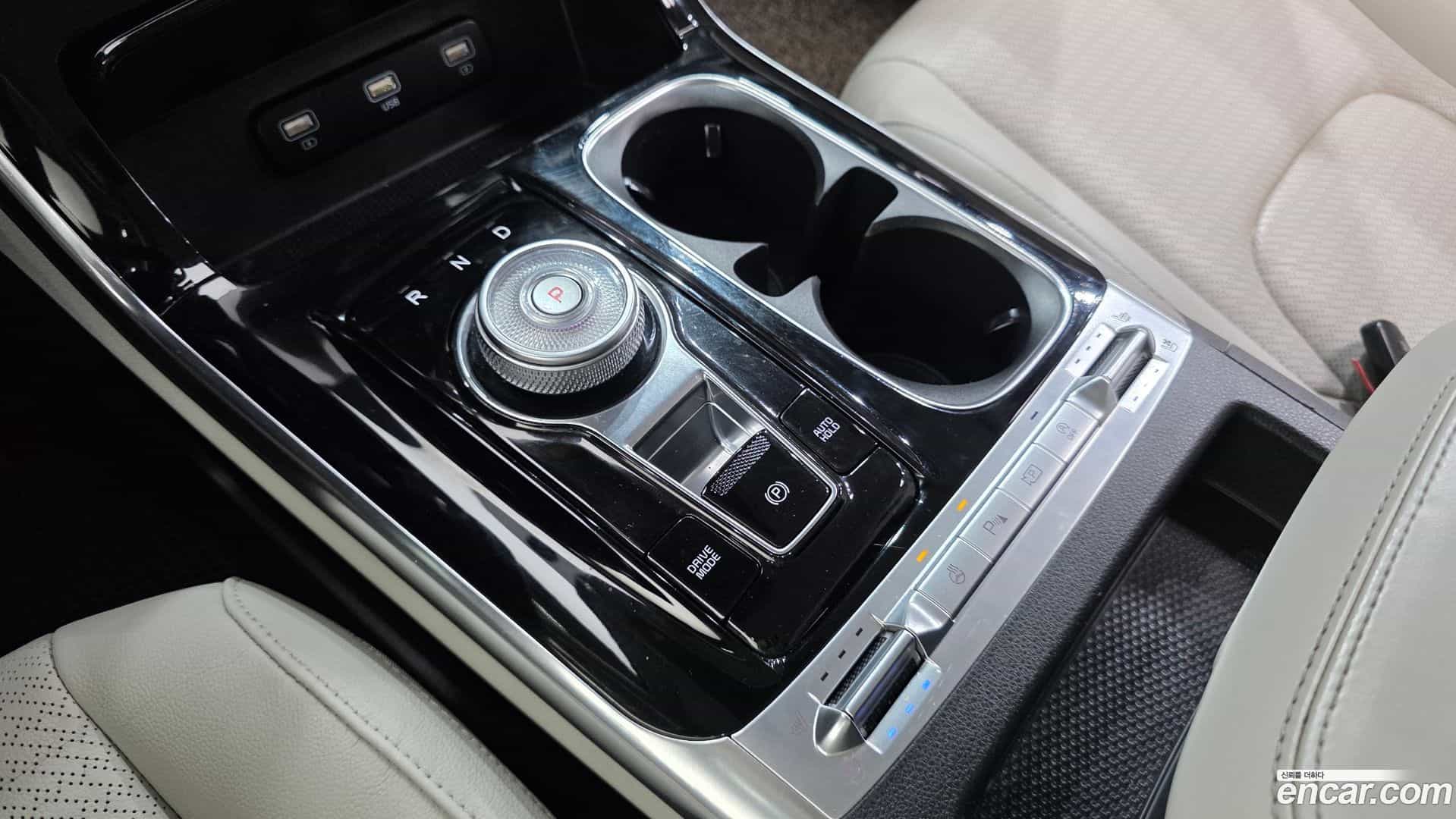 Canival Kia 2021.1-INNER-009