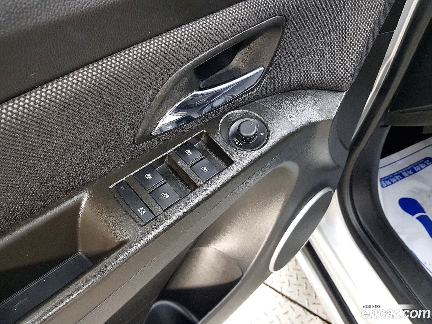 Main__Slider__Photo:Cruze ChevroletGMDaewoo 2014.1-9