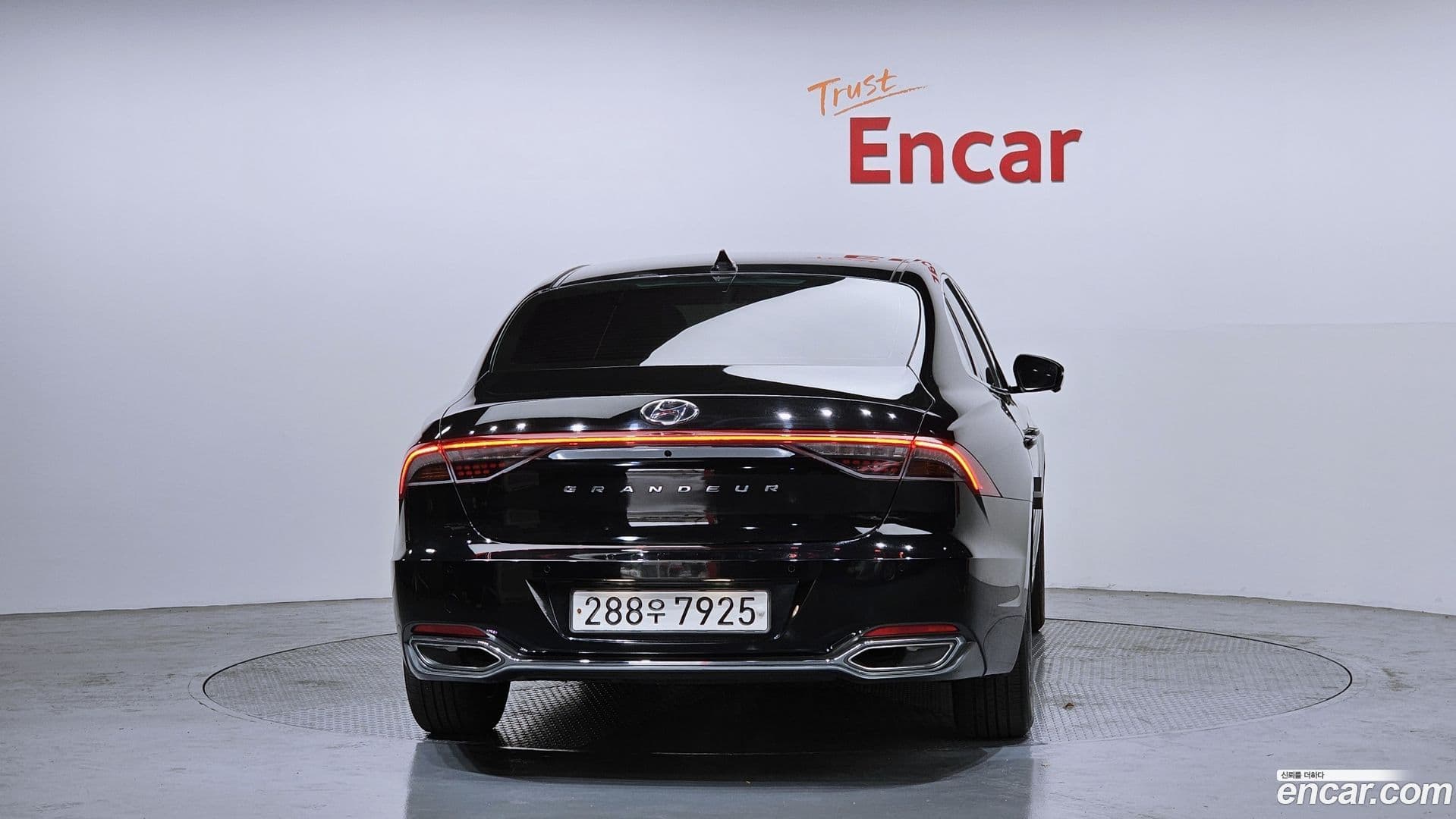 Main__Slider__Photo:Grandeur Hyundai 2021.6-3