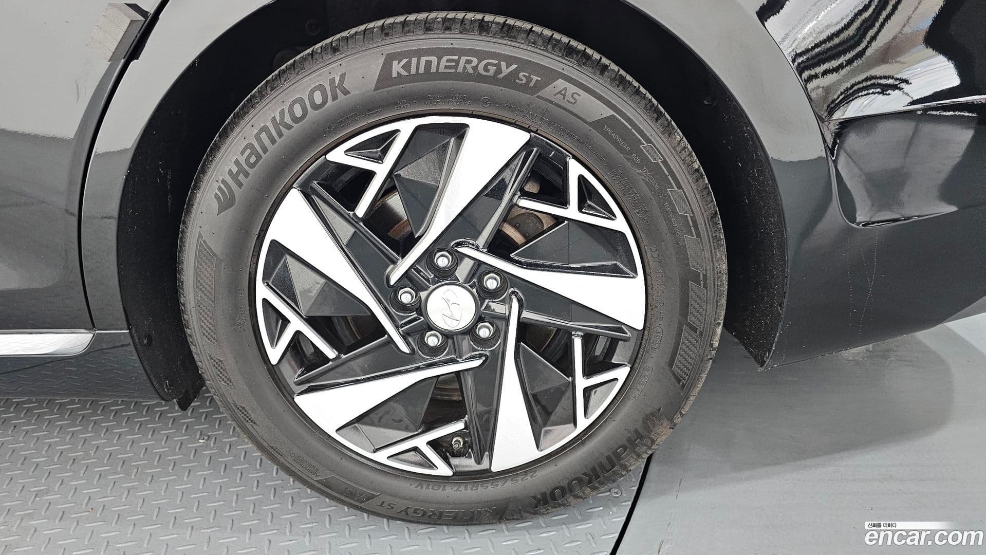 Main__Slider__Photo:Grandeur Hyundai 2021.6-4