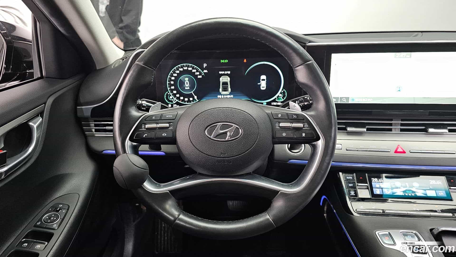 Grandeur Hyundai 2021.6-OPTION-017