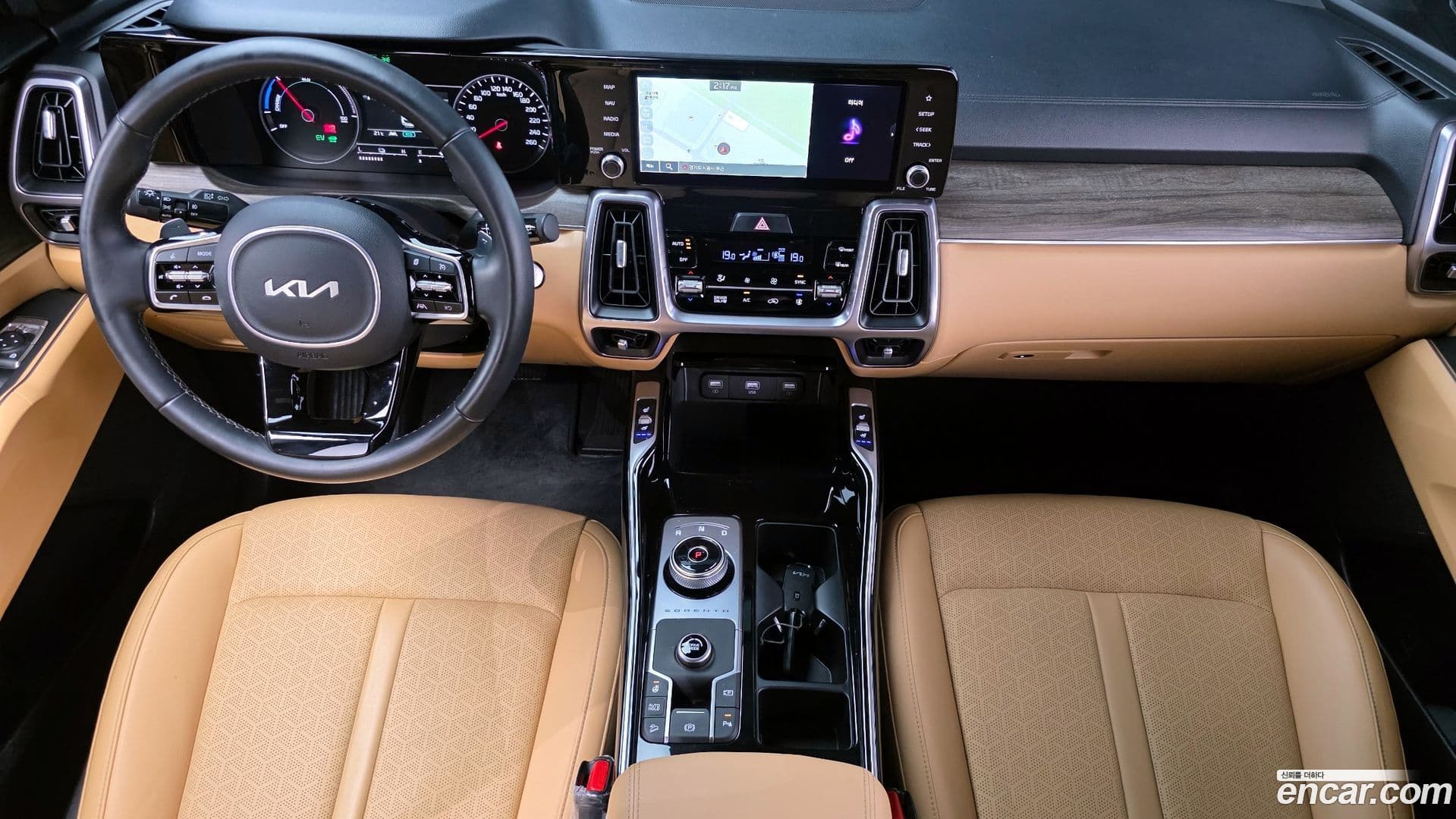 Main__Slider__Photo:Sorento Kia 2022.1-6