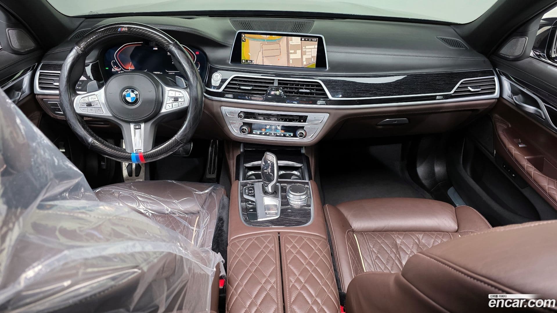 Main__Slider__Photo:7-Series BMW 2019.8-4