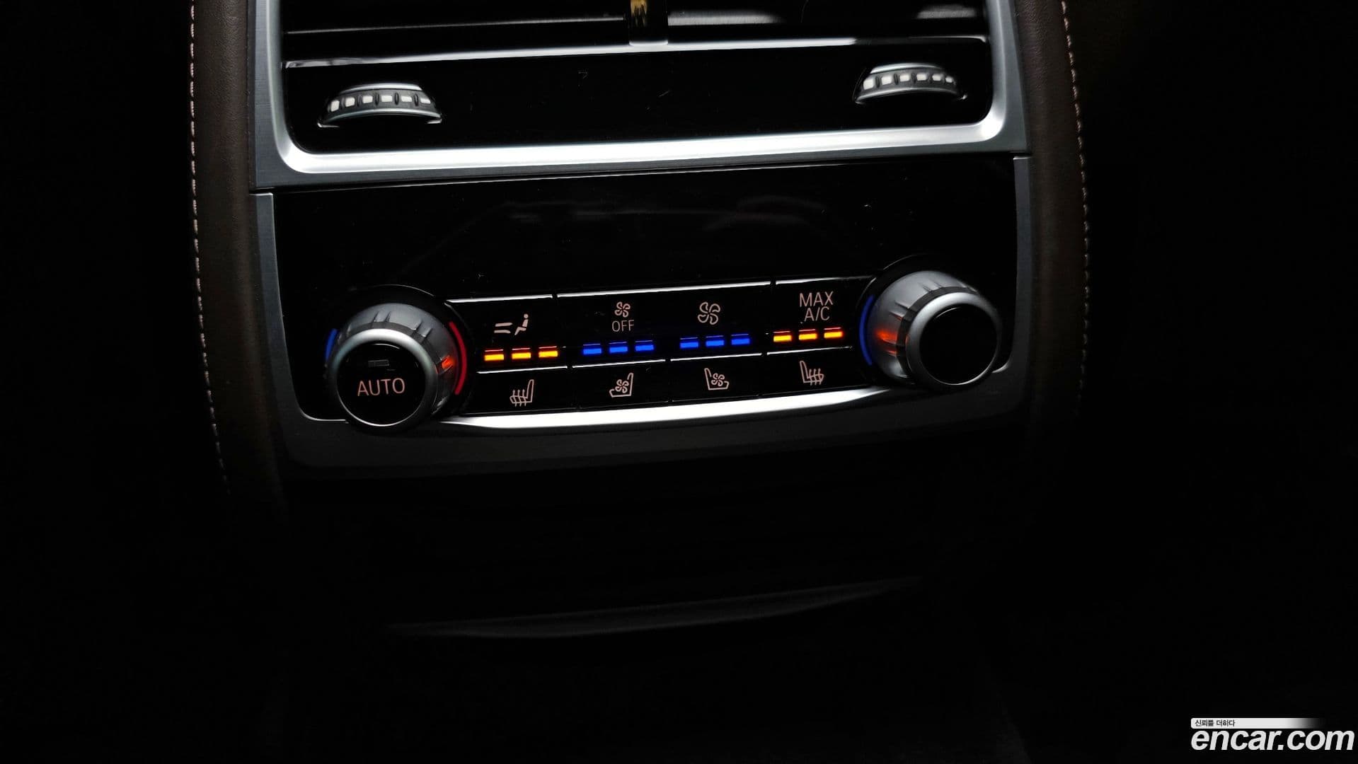 Main__Slider__Photo:7-Series BMW 2019.8-16