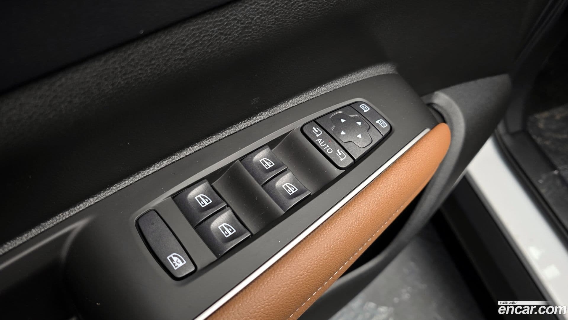 Main__Slider__Photo:QM6 Renault-KoreaSamsung 2026.0-13