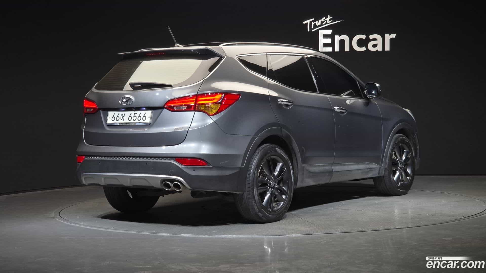 Santafe Hyundai 2012.10-OUTER-002