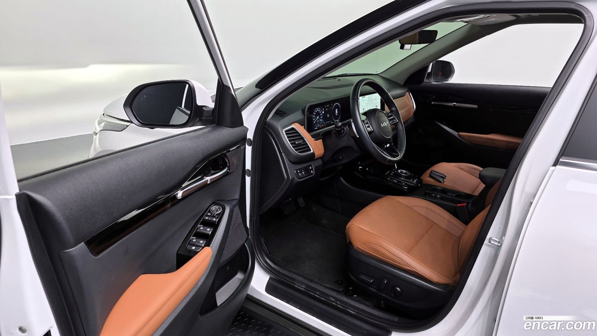 Main__Slider__Photo:Seltos Kia 2025.6-10