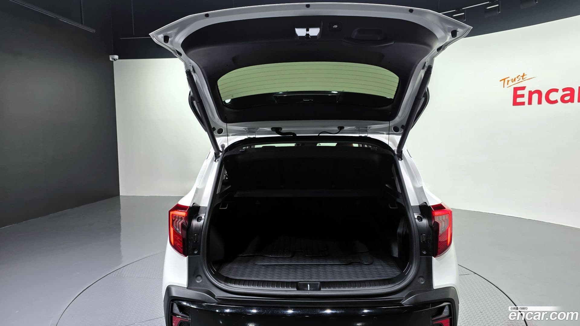 Main__Slider__Photo:Seltos Kia 2025.6-19