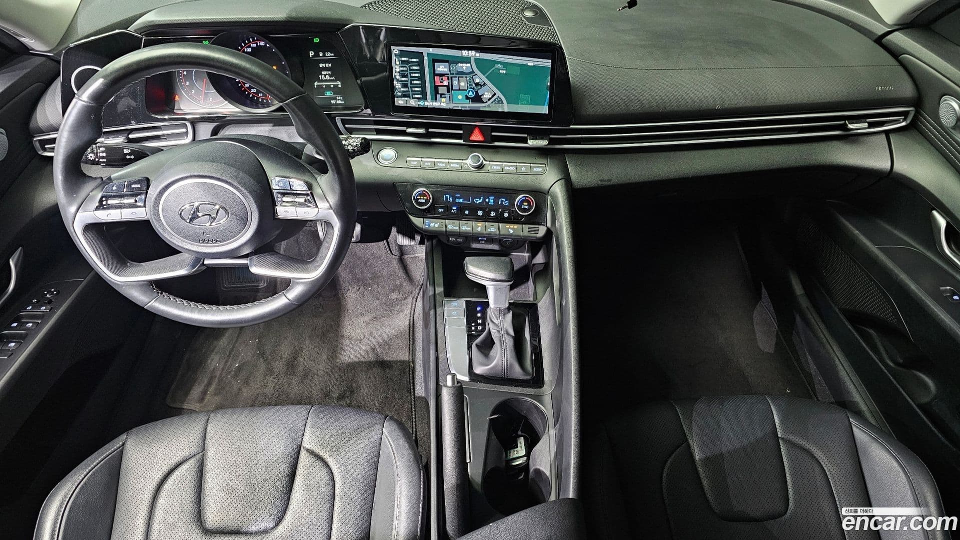 Main__Slider__Photo:AVANTE Hyundai 2021.7-6