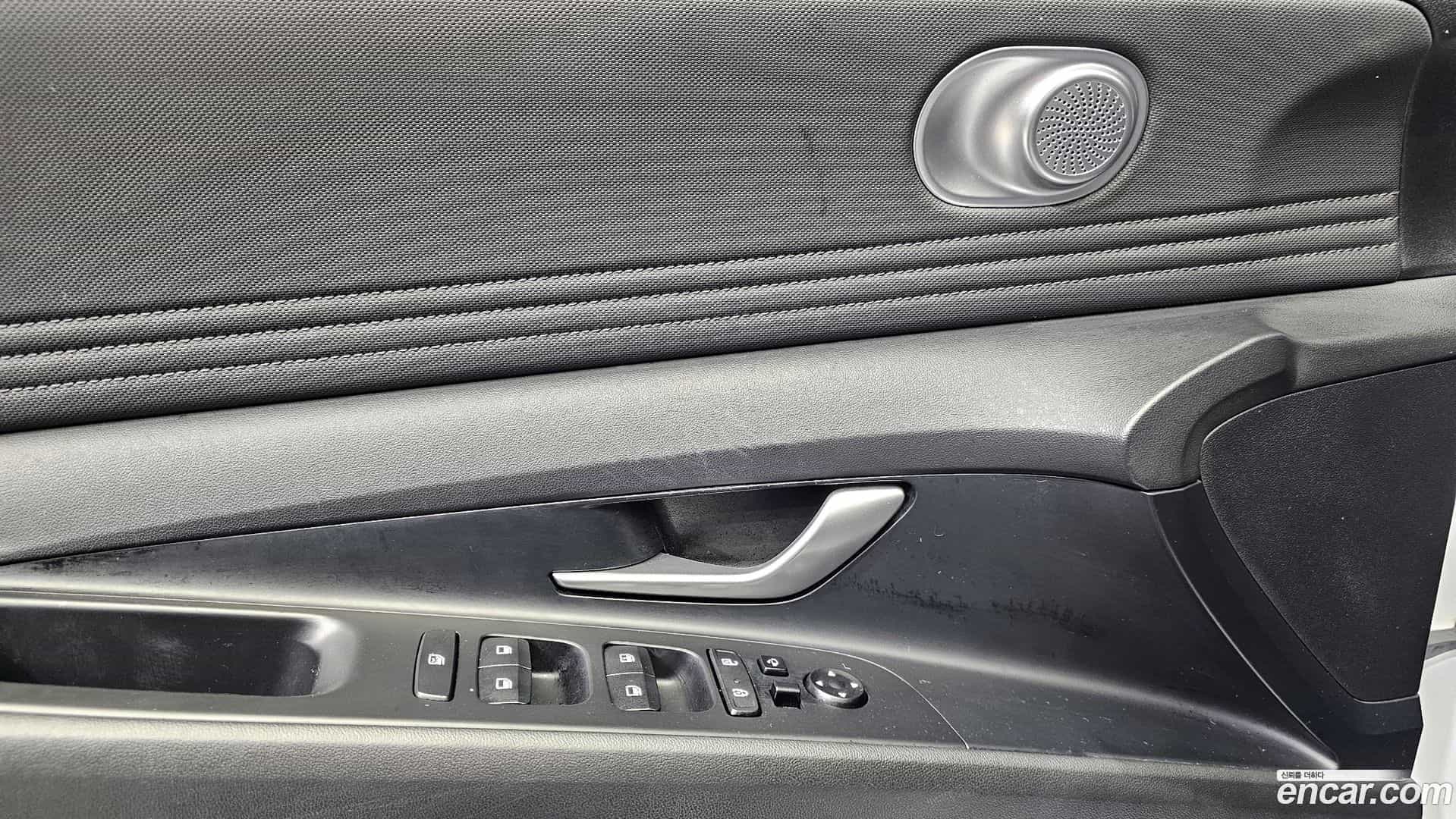 AVANTE Hyundai 2021.7-OPTION-018