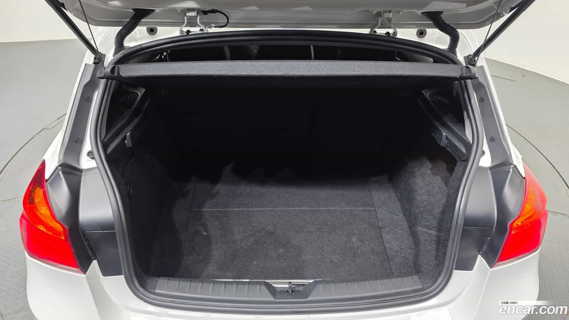 1-Series BMW 2018.11-OPTION-024