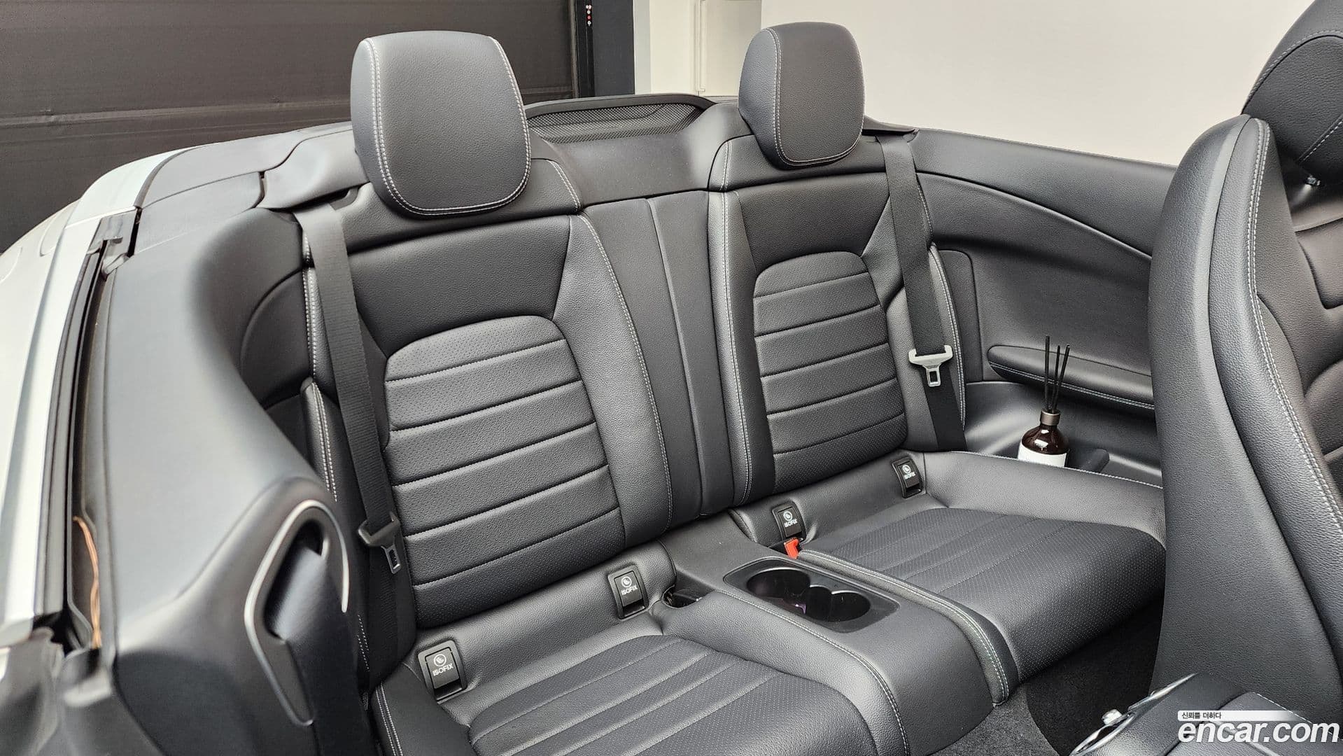 Main__Slider__Photo:C-Class Mercedes-Benz 2020.8-11