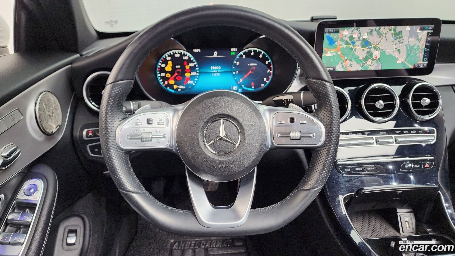 Main__Slider__Photo:C-Class Mercedes-Benz 2020.8-12