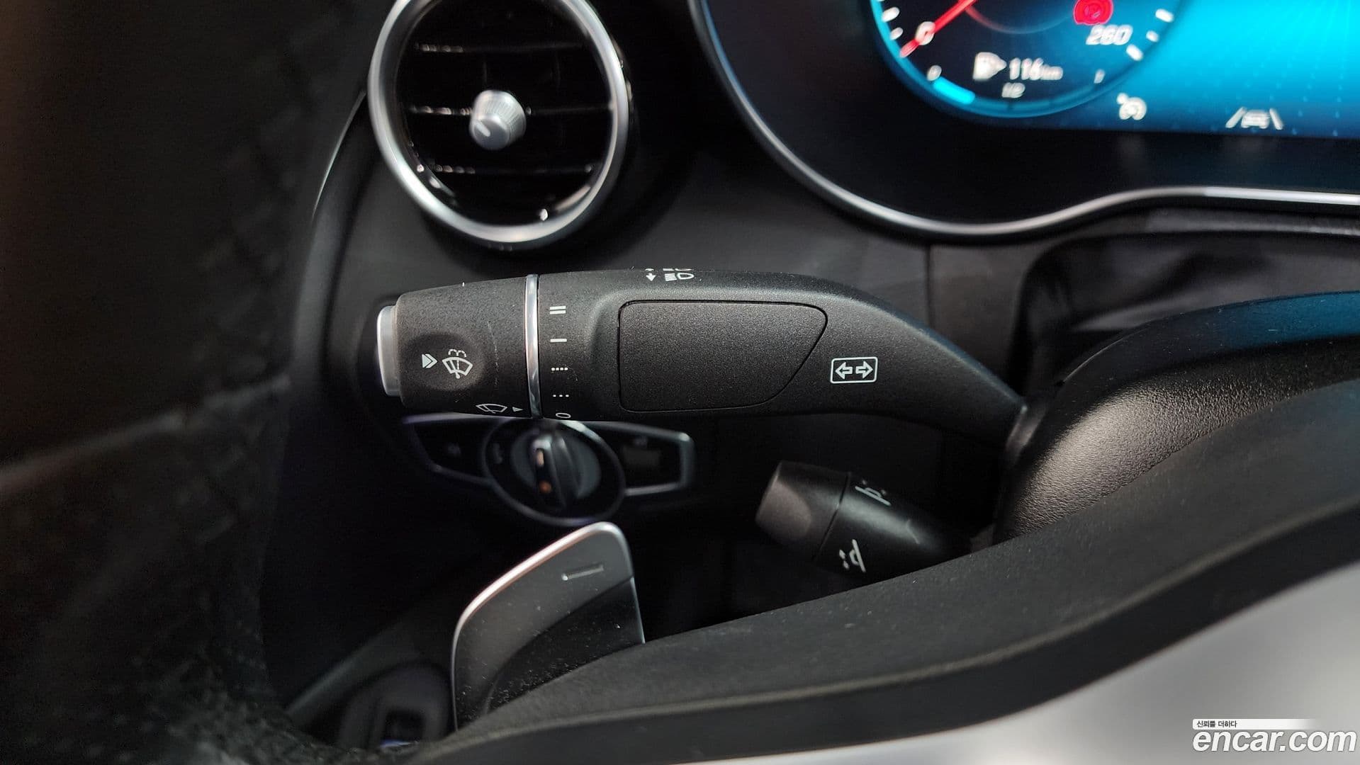 Main__Slider__Photo:C-Class Mercedes-Benz 2020.8-13