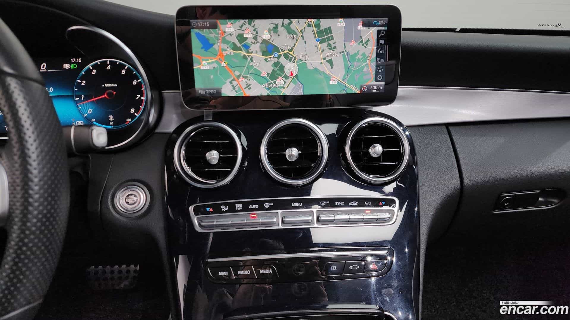 C-Class Mercedes-Benz 2020.8-OPTION-019