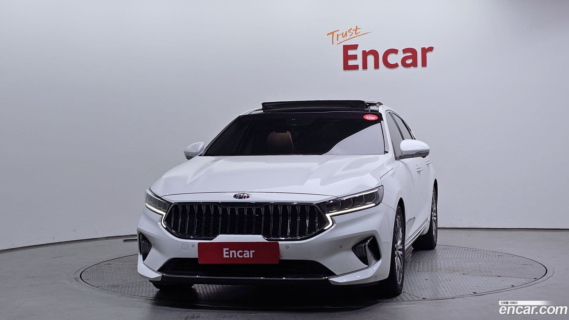 Main__Slider__Photo:K7 Kia 2019.7-2